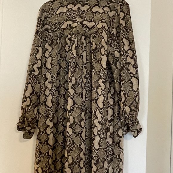 Long Snake Motif Tunic/ Shirtdress - Picture 6 of 7